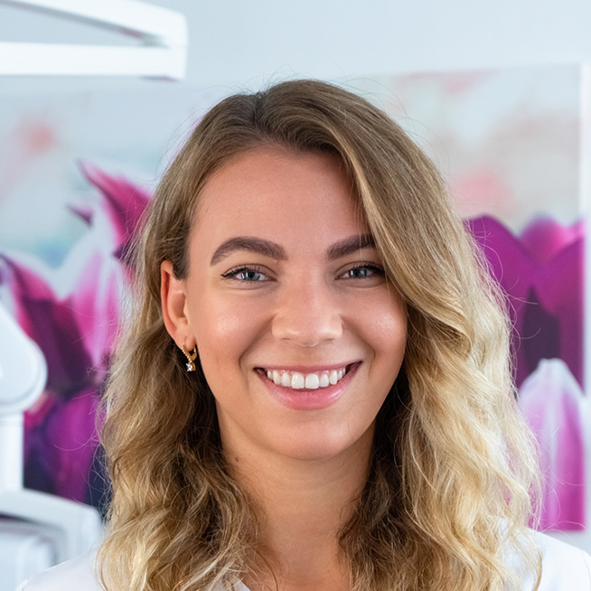 Mgr. Barbora Ďubeková - Dentálna hygienička